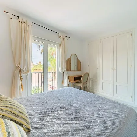 House - 8 Persons-pool Heater-wifi * Marbella