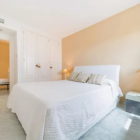 House - 8 Persons-pool Heater-wifi Marbella